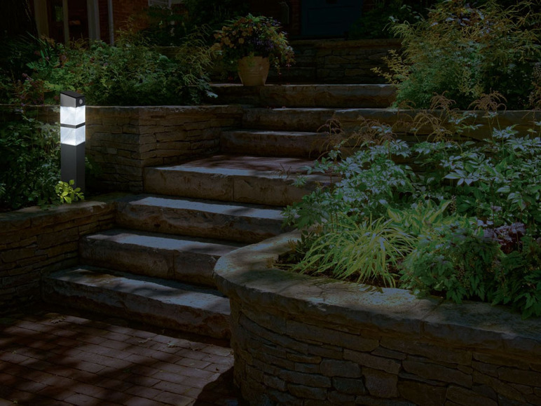  Zobrazit na celou obrazovku LIVARNO LUX LED solární zahradní svítidlo - Obrázek 18