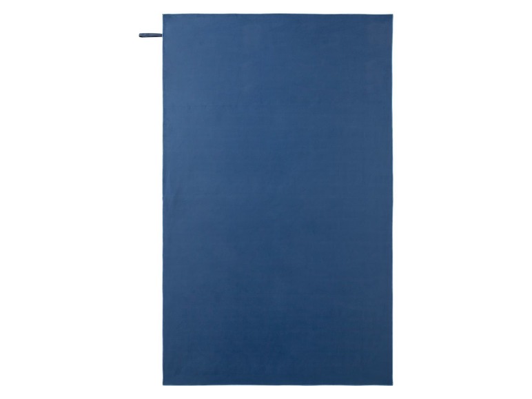 Tmavě modrý mikrovláknový ručník.