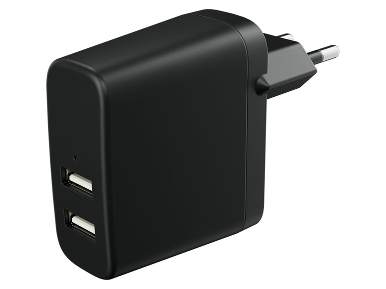 Černá USB nabíječka se dvěma porty a evropskou zástrčkou.