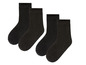 Čtyři páry černých ponožek