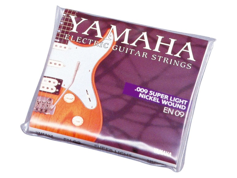  Zobrazit na celou obrazovku YAMAHA Elektrická kytara ERG121GPIIHII set - Obrázek 8