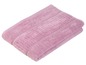 Růžový ručník složený.