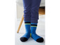 Modré ponožky s černými a žlutými pruhy