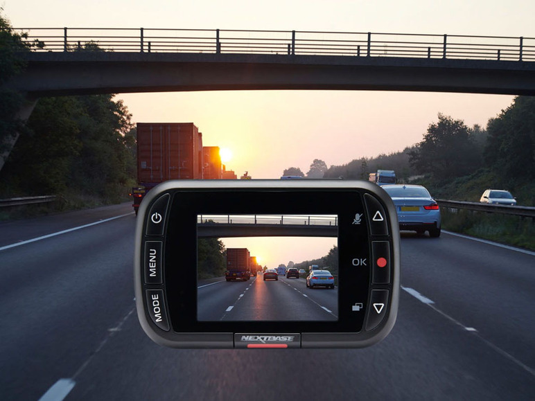  Zobrazit na celou obrazovku Nextbase 122+ Dashcam Kamera do auta Full HD 2″ - Obrázek 3