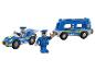 Dřevěné hračky: policejní auto, dodávka a figurka policisty.