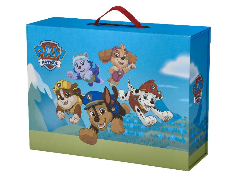 Paw Patrol krabice s kreslenými postavičkami, včetně Chase, Marshalla a Skye