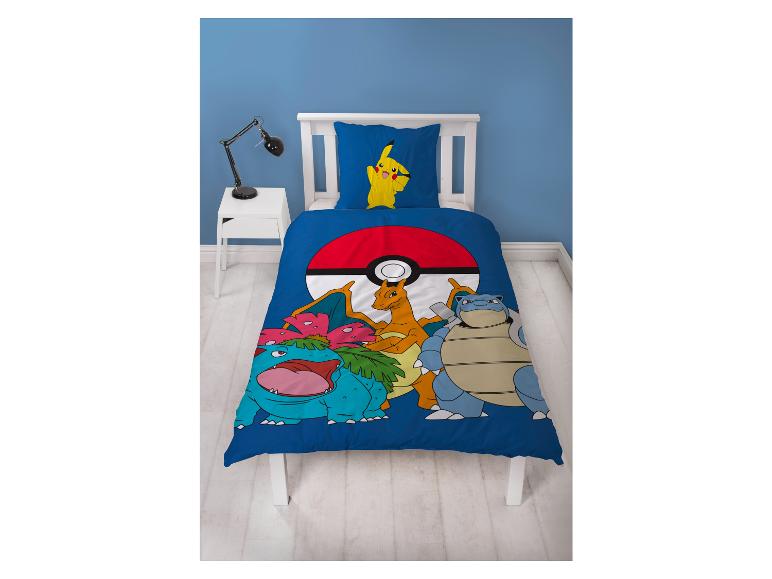 Pokémon povlečení s motivem Pikachu, Blastoise, Charizarda a Venusaura.