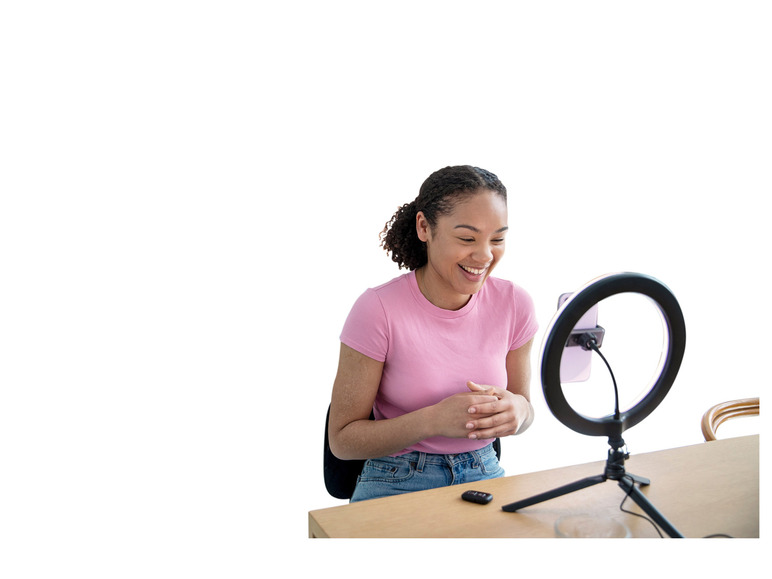  Zobrazit na celou obrazovku Trust Stativ se světlem Ring Light Vlogging Kit Maku - Obrázek 4