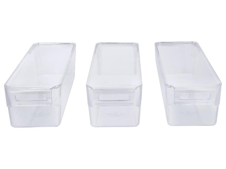Tři průhledné úložné boxy s úchyty, pohled shora