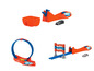 Hot Wheels dráha se smyčkami, skoky a autíčkem.