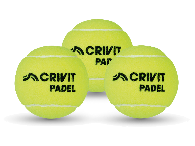 Tři žluté padelové míčky s textem „CRIVIT PADEL“ na bílém pozadí.