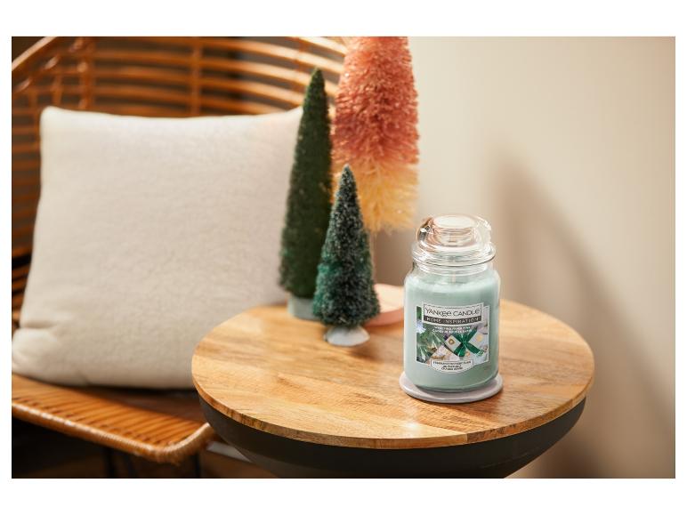 Svíčka Yankee Candle, vánoční dekorace, mini stromky.