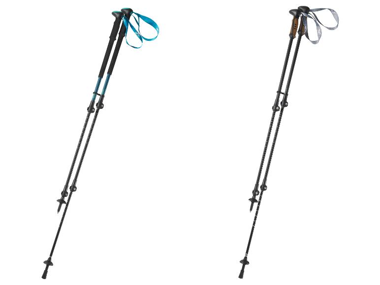 Dva páry nastavitelných trekových holí.