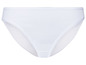 Bílé dámské kalhotky.