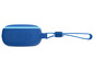Modrý přenosný Bluetooth reproduktor s popruhem.