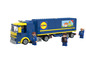 Lego nákladní auto Lidl s figurkami.