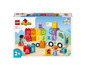 LEGO Duplo nákladní auto s abecedními kostkami a dvěma figurkami.