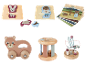 Dřevěné hračky pro děti: puzzle, knížka a hračky na rozvoj motoriky.