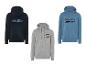 Tři mikiny s kapucí: tmavě modrá s nápisem 'Explorer', šedá s nápisem 'New Ideas' a modrá s nápisem 'Originals'.