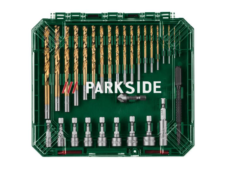 Sada vrtáků a bitů v zelené krabici s nářadím a nápisem „PARKSIDE“.