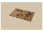 Rohožka z kokosových vláken se slovem „Hello“ a květinovým vzorem.