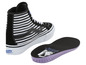 Tenisky Vans Sk8-Hi s černými a bílými pruhy.