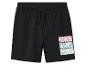 Černé dětské šortky s logem Marvel.