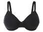 Černá podprsenka s širokými ramínky.