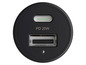 Černá USB-C nabíječka s výkonem 20 W.