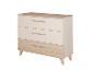 Komoda se třemi zásuvkami, se dvěma horními krémovými zásuvkami a jednou spodní ze světlého dřeva