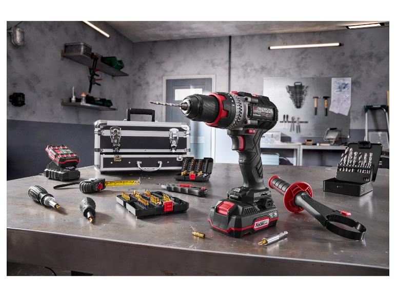 Sada akumulátorové příklepové vrtačky PARKSIDE PERFORMANCE® 20 V s příslušenstvím na stole