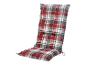 Červená a šedá kostkovaná podložka na židli s tkaničkama.