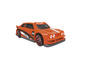 Oranžové hračkářské auto s nápisem Racing a číslem 99.