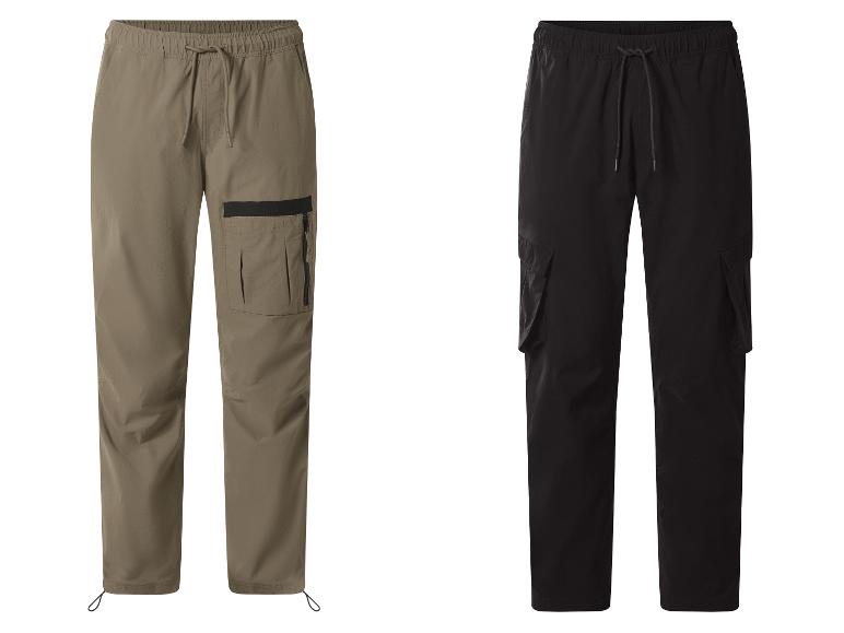 Pánské cargo kalhoty v khaki a černé barvě se stahovací šňůrkou.