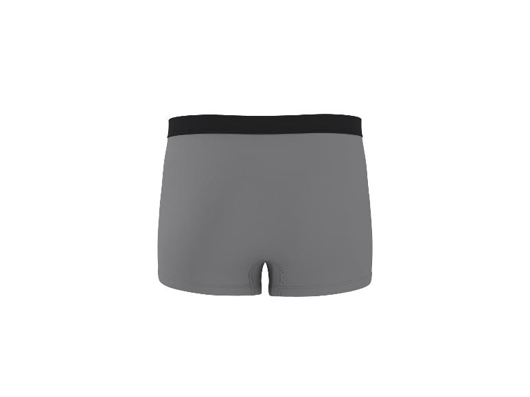 Šedé boxerky s černým elastickým pasem.