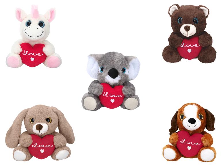 Pět plyšových hraček (jednorožec, medvěd, koala, pes, králík) držících červená srdce s nápisem „Love“.