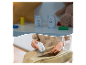 Baby monitor Bada Bulle: Dvě jednotky na stole a jedna v tašce.