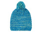 Modrá pletená čepice s bambulí.