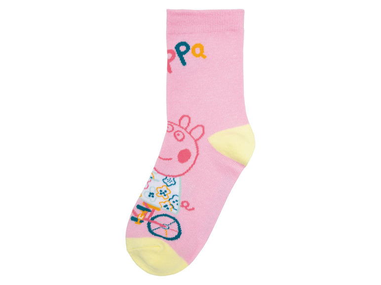 Růžové ponožky s Peppa Pig.