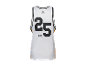 Bílé basketbalové dres Crivit s číslem 25.