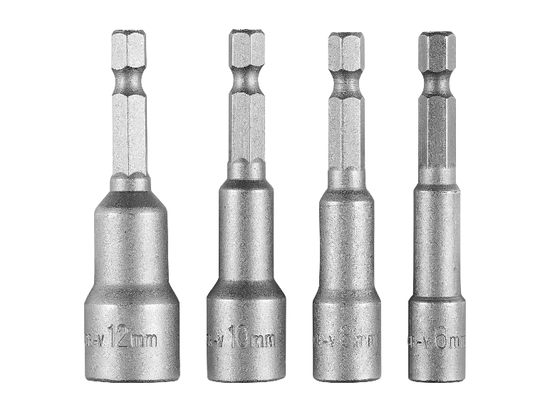 Čtyři kovové držáky bitů o velikostech 6, 8, 10 a 12 mm.
