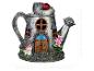Dekorativní konev ve tvaru pohádkového domečku s houbami a květinami, cca 18 x 21,5 cm.