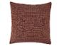 Čtvercový polštář terakotové barvy s texturovanou vazbou.