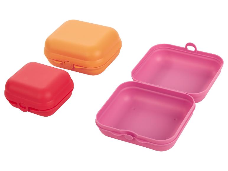 Obědové boxy v oranžové, růžové a červené barvě; ideální na sendviče.