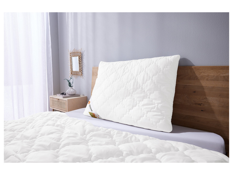 Bílá peřina s polštářem Polygiene.