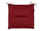 Červený polštář na zahradní židli Livarno Living.