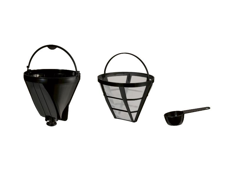 Kávové doplňky: držák filtru, síťkový filtr a odměrka.