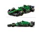 Dva pohledy na zelený a černý model Lego Aston Martin F1 s logy sponzorů.