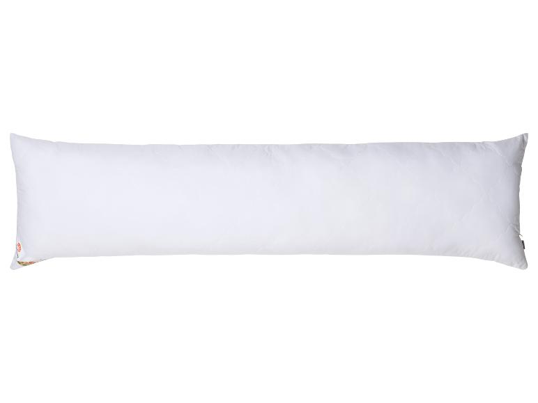 Velký bílý polštář se zipem.