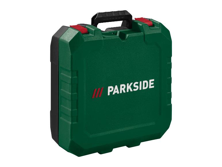 Zelený kufr na nářadí Parkside s černou rukojetí a červenými sponami.
